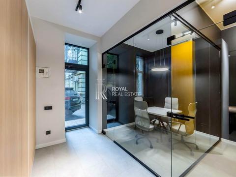 комерційна за адресою Київ, Богдана Хмельницького вул., 9