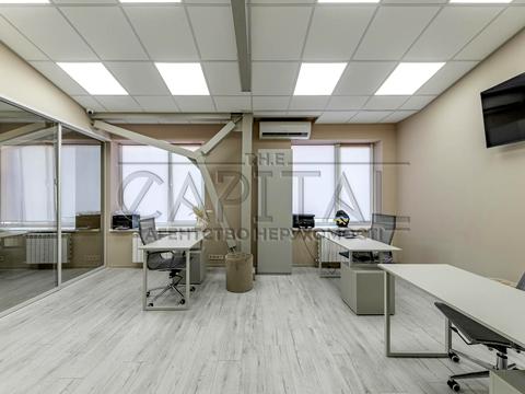 комерційна за адресою Глибочицька вул., 17