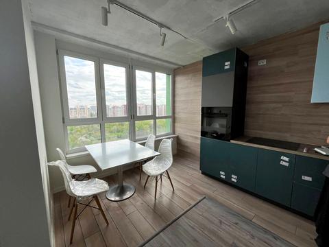 квартира за адресою Максимовича Михайла, 32б