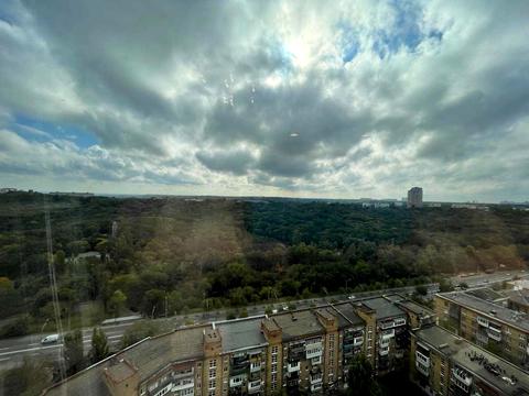 квартира за адресою Рея Бредбері вул., 2