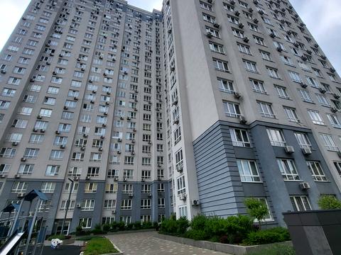 квартира за адресою Драгоманова вул., 10
