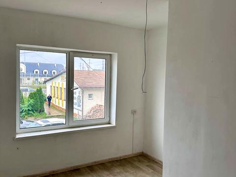 комерційна за адресою с. Солонка, Стрийська вул., 3