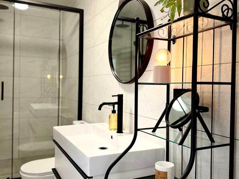 дом по адресу Українська