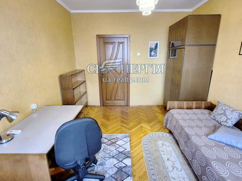 квартира за адресою Квітневий пров., 8