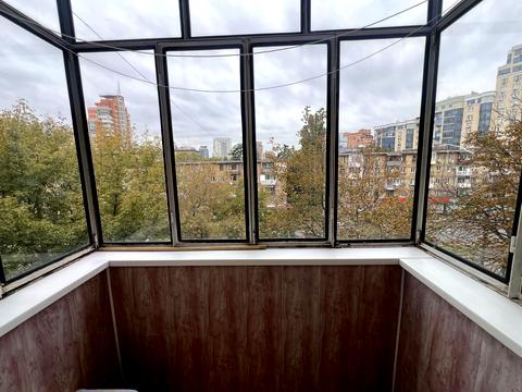 квартира за адресою Генерала Алмазова вул. (Кутузова), 1