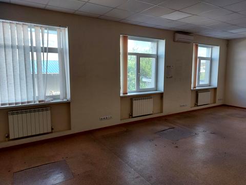 коммерческая по адресу Оксамитова, 21