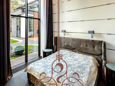 будинок за адресою Вишнева вул.