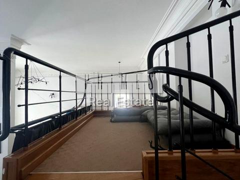 коммерческая по адресу Михаила Грушевского ул., 16