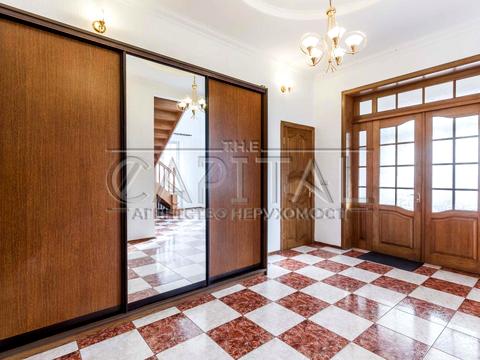 будинок за адресою вул. Зоряна