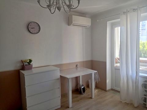 квартира за адресою Добровольців пров., 6