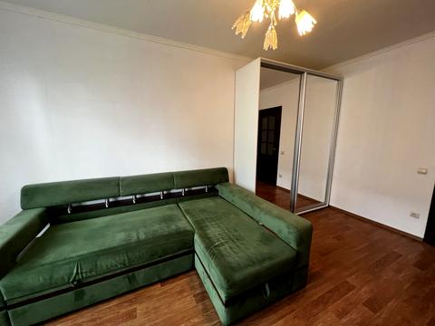 квартира за адресою Софії Русової вул., 7