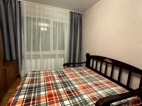 квартира за адресою Дніпровська набережна вул., 9