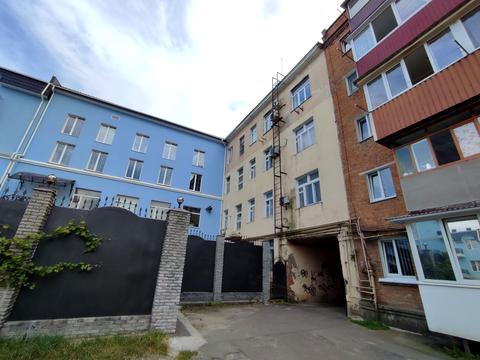 комерційна за адресою Скоблі вул., 9