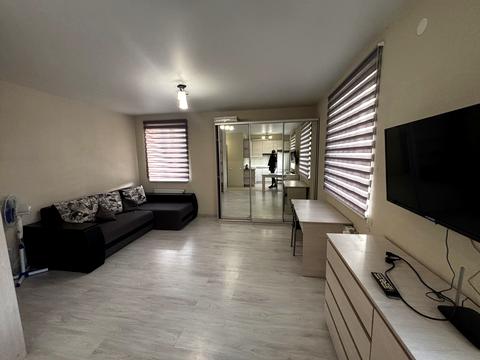 квартира за адресою Дмитра Луценка вул. (Крейсера "Аврора"), 16