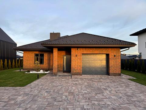 будинок за адресою Набережна