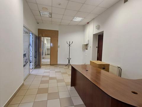 коммерческая по адресу Кардинала Любомира Гузара ул., 32