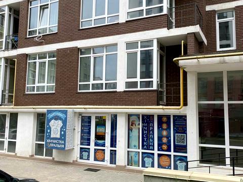 комерційна за адресою Малоголосківська вул., 44