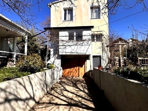 будинок за адресою Веселка