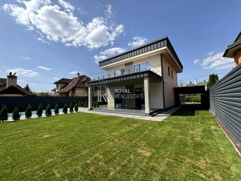 будинок за адресою Центральна вул.