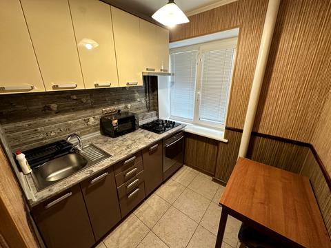 квартира за адресою Шнеєрсона вул., 4