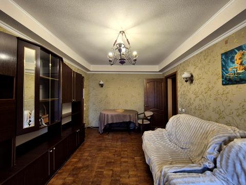 квартира за адресою Братів Зерових вул. (Червонопартизанська), 16