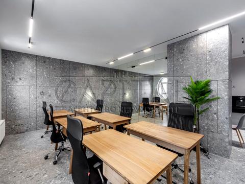 комерційна за адресою Василя Тютюнника вул. (Анрі Барбюса), 37/1