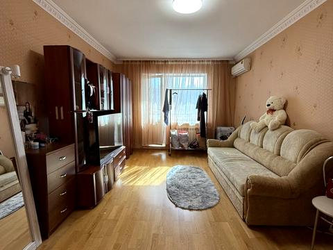 квартира за адресою Володимира Висоцького бульв., 6-Б