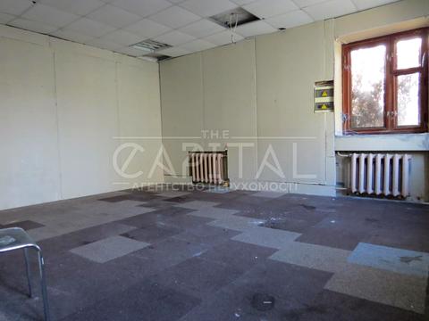 комерційна за адресою Ямська вул., 35/34