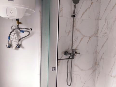 будинок за адресою Василя Вишиваного вул. (Свєтлова)