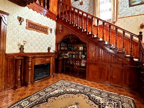 будинок за адресою Набережна