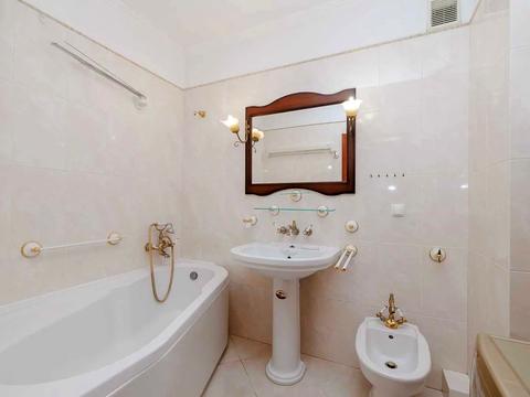 квартира за адресою Київ, Тарасівська вул., 21