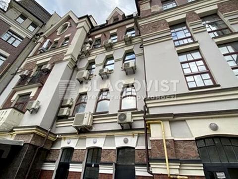 комерційна за адресою Воздвиженська вул., 51А