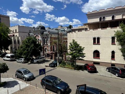комерційна за адресою Щекавицька вул., 30/39