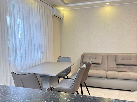 квартира за адресою Зелена вул., 15