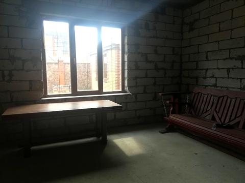 будинок за адресою с. Вишеньки, Садова вул.