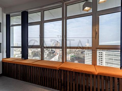 комерційна за адресою вул. Кловський узвіз, 7