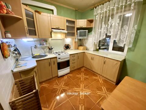 квартира за адресою Каштанова вул., 8