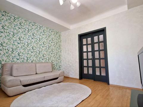 квартира за адресою Дмитра Яворницького просп. (Карла Маркса), 30