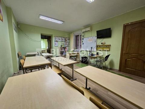 коммерческая по адресу Владимира Ивасюка просп. (Героїв Сталінграду), 20-А