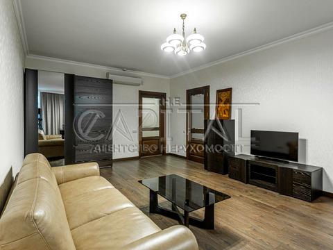 комерційна за адресою Київ, Кловський узвіз, 7a