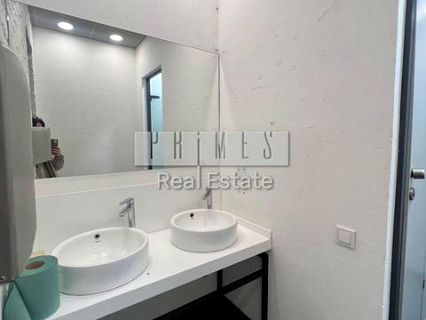 комерційна за адресою Велика Васильківська вул. (Червоноармійська), 5