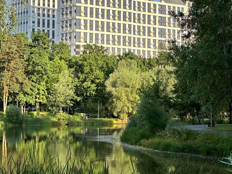 паркомісце за адресою Князя Романа Мстиславича вул. (Генерала Жмаченка), 22