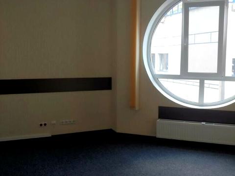 комерційна за адресою Кловський узвіз (Кловський), 7а