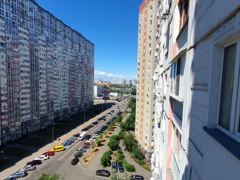 квартира по адресу Драгоманова ул., 1-Г