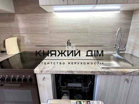 квартира по адресу Драгоманова ул., 44-А