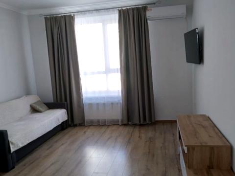 квартира за адресою Олександра Довженка вул., 7а
