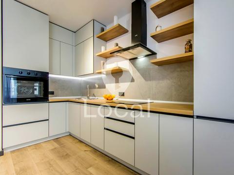 квартира за адресою Дніпровська набережна вул., 18-Б