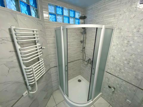 квартира за адресою Андрія Мельника вул., 10