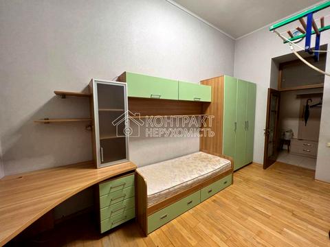 квартира за адресою Театральний пров., 5