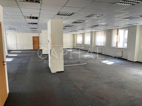 комерційна за адресою Фізкультури вул., 72